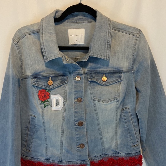 Celebrity Pink Cropped Embellished Cut Out Back Jean Jacket Size S - Picture 2 of 9